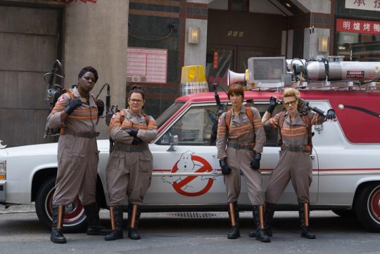 New-Ghostbusters-2015-sm